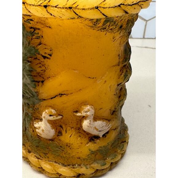 1978 Handpainted Alpine Originals Candle | Made in Hong Kong - Picture 4 of 8